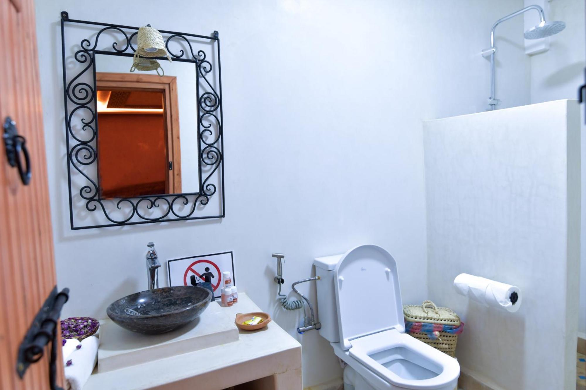 Dar Chams Ouarzazate Hotel Buitenkant foto
