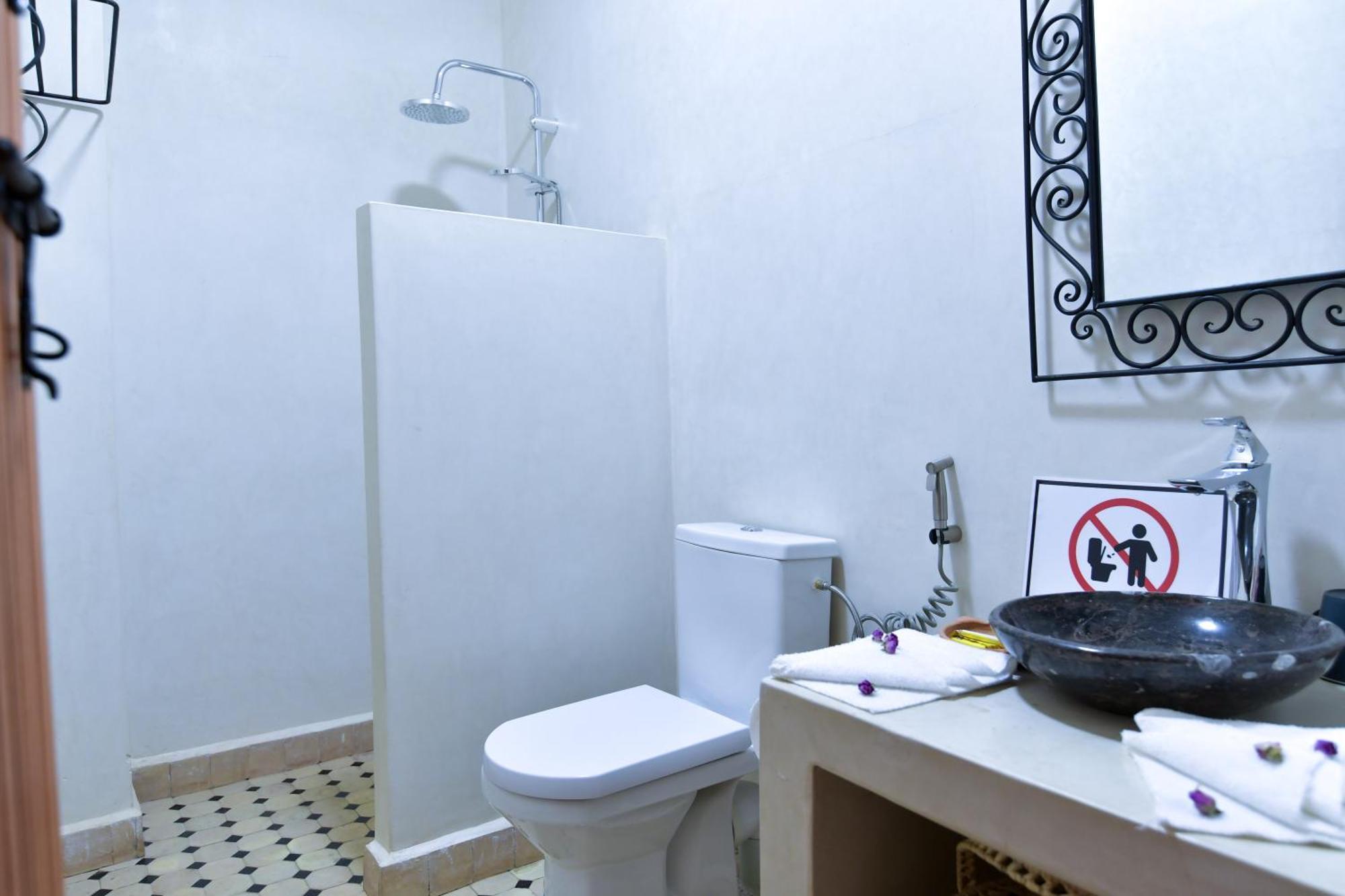 Dar Chams Ouarzazate Hotel Buitenkant foto